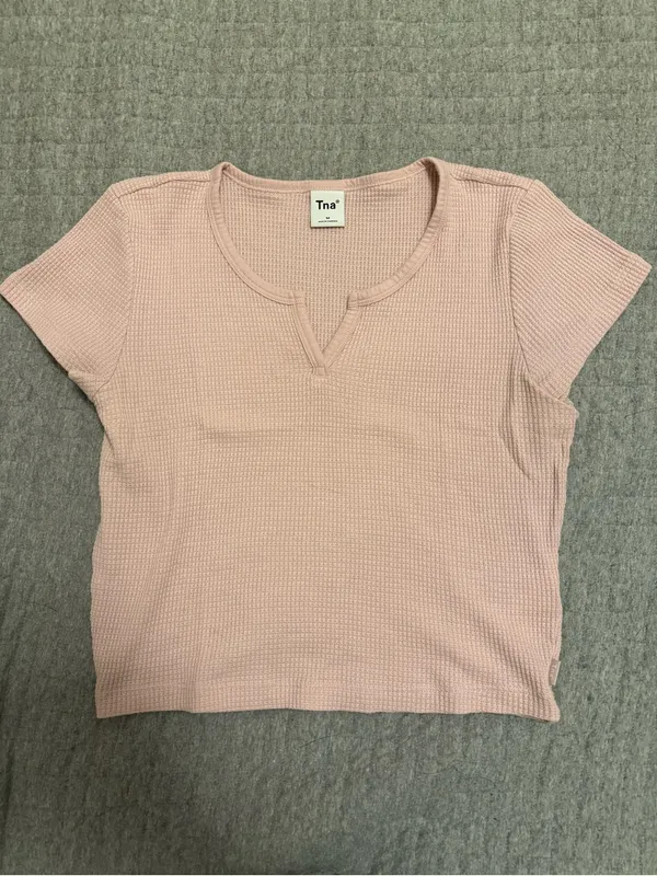 Aritzia TNA Waffle Tee Size M - Image 4