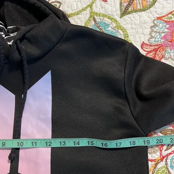 BTS LOVE YOURSELF medium (8) hoodie striped add on sleeves and around neck - Image 3