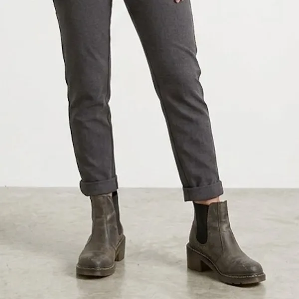 Dr. Martens Brown Cadence Greenland Heeled Chelsea Ankle Boots Women's Size 9 - Image 9