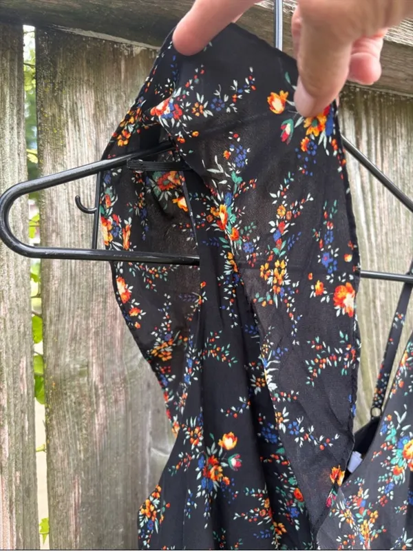 EUC SANDRO Paris Silk Petunia Floral Ruffled Sleeveless Dress Size Medium - Image 5