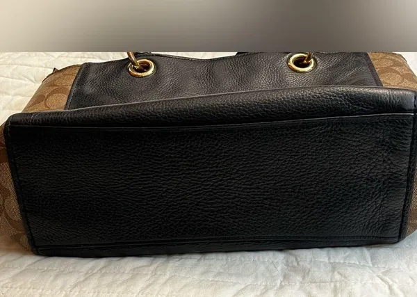 Coach Jes Tote In Signature Canvas leather shoulder bag - Image 8