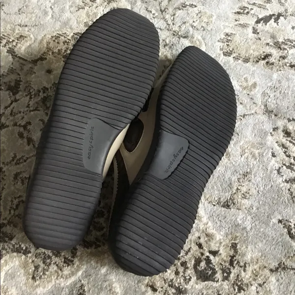 Easy Spirit COMFORTABLE SLIP ONS NEW - Image 7