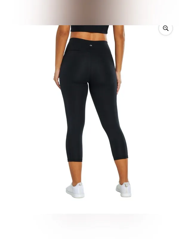 NWOT GapFit Women's Cropped Legging Black Size L - Image 5