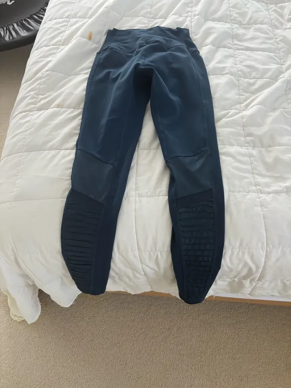 Alo High Waist Moto Legging - Image 4