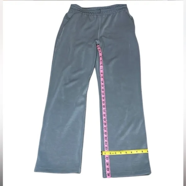 NWT Lululemon Athletica High Rise Softstreme Pants in Rhino Grey Size 8 - Image 4