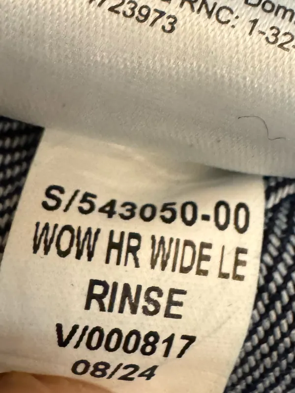 NWT Old Navy Size 4 High Rise Wow Wide Leg Denim Jeans - Image 10