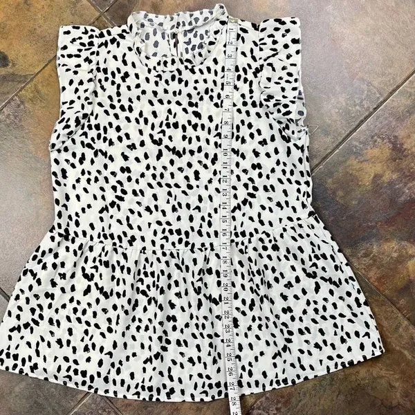 Women’s Spotted Ruffle Sleeve High Neck Sleeveless Top Medium - Image 6
