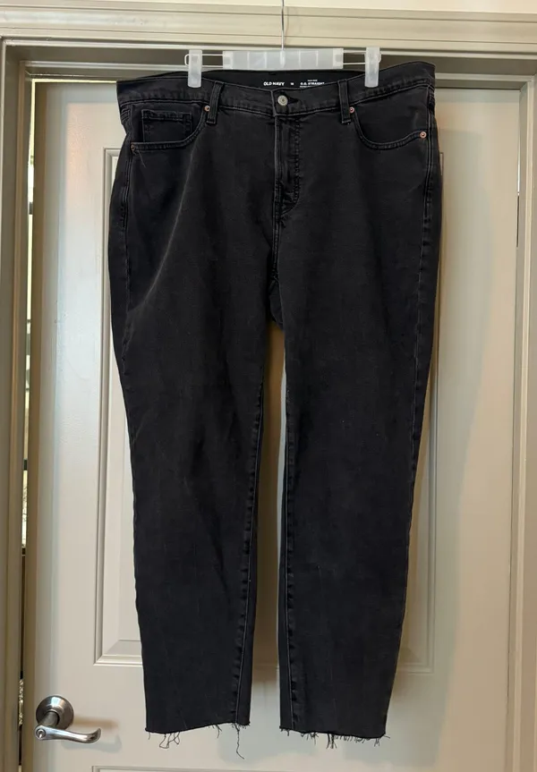 High-Waisted Straight Ankle Jeans - Image 2