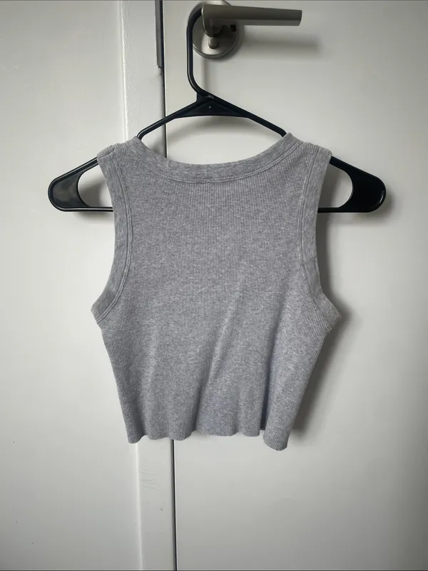 John Galt Classic Gray Ribbed Crop Tank Top - Image 3