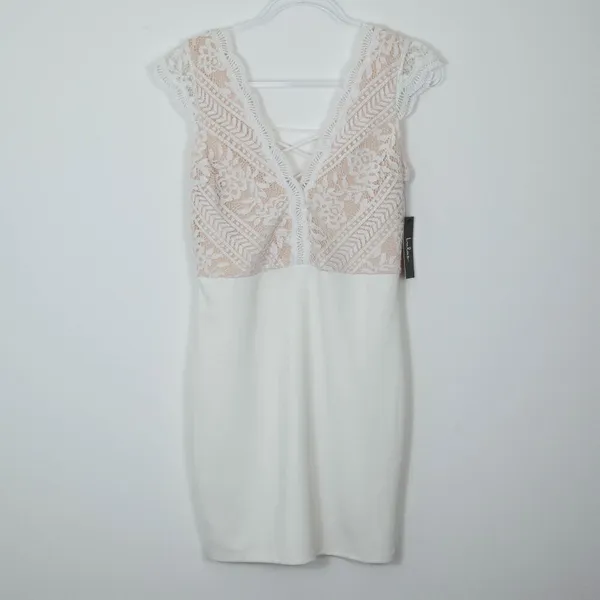Lulu's Give a Glam Lace Lace-Up Bodycon Mini Dress Bride Womens‎ Size Medium NWT - Image 4
