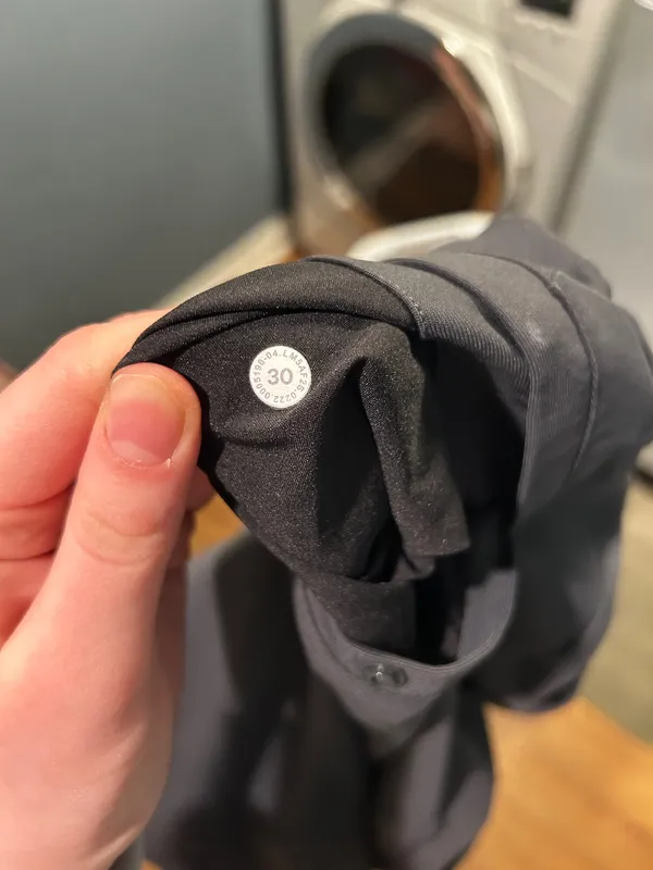 Lululemon Men’s Pants - Image 4