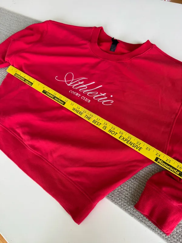 All in Motion Red "Athletic Court Club" Cropped Crewneck Sweatshirt Sz Medium - Image 9