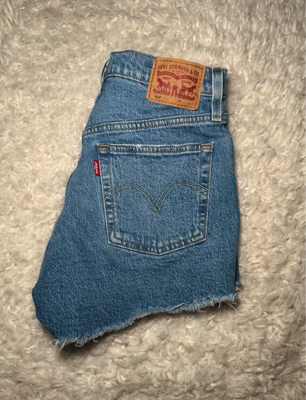 Levi’s 501 Denim Shorts - Image 2