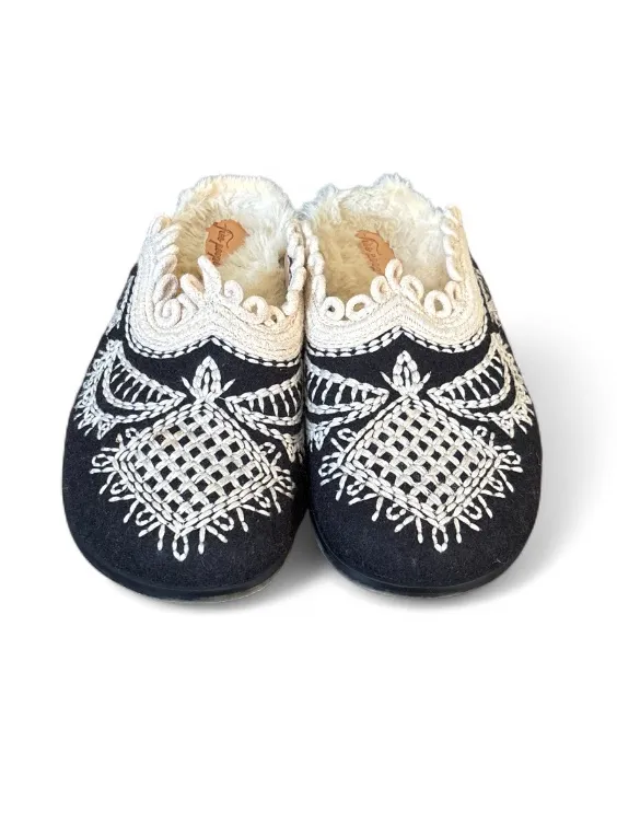 Free People Walden Mule Faux Fur Embroidered Clog Black & Cream Boho Size 37 - Image 3
