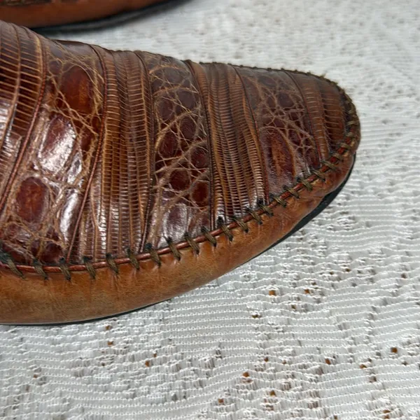 Mazlan brown leather slip on penny loafers super cute and. Pmgu size 9.5 - Image 2