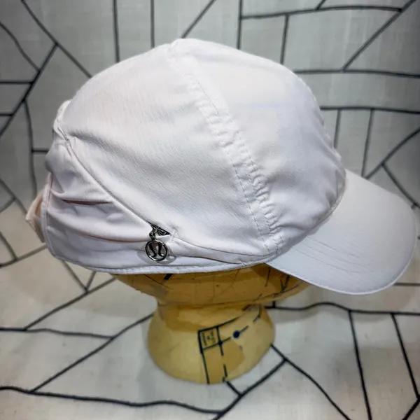 Lululemon Running Hat O/S White‎ Side Zip Pocket Adjustable Strap Cap - Image 5