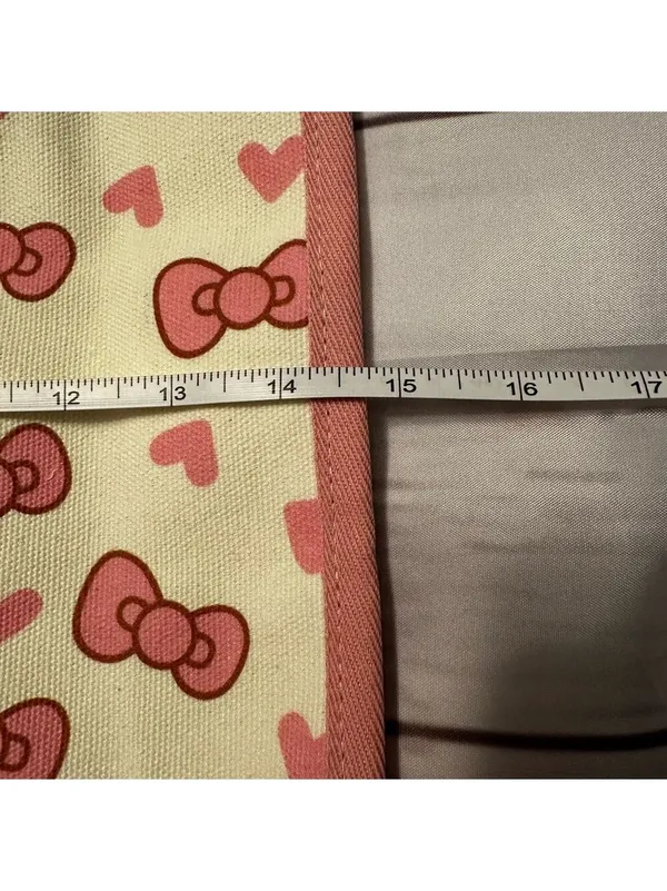 Hello Kitty Pink and Cream Bow Tote - Image 9