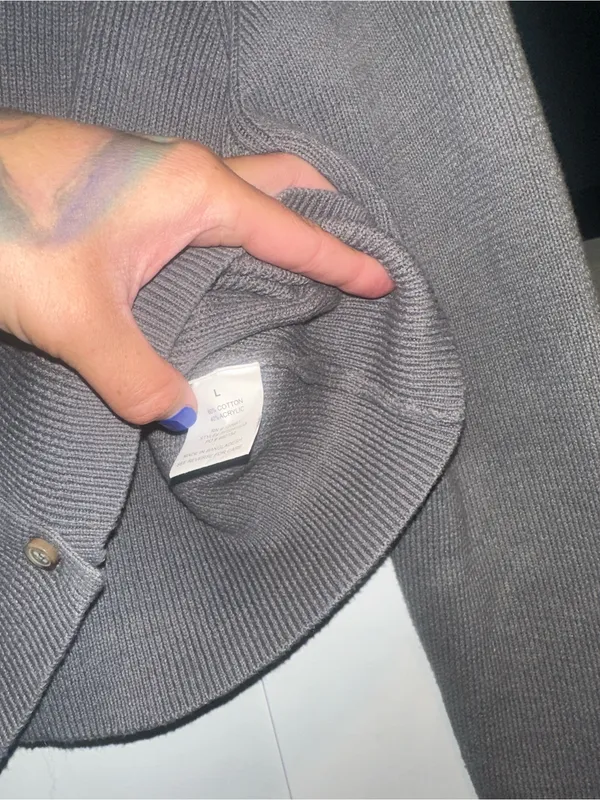 Pink Rose Gray Cropped Button Cardi $45 MSRP - Image 7