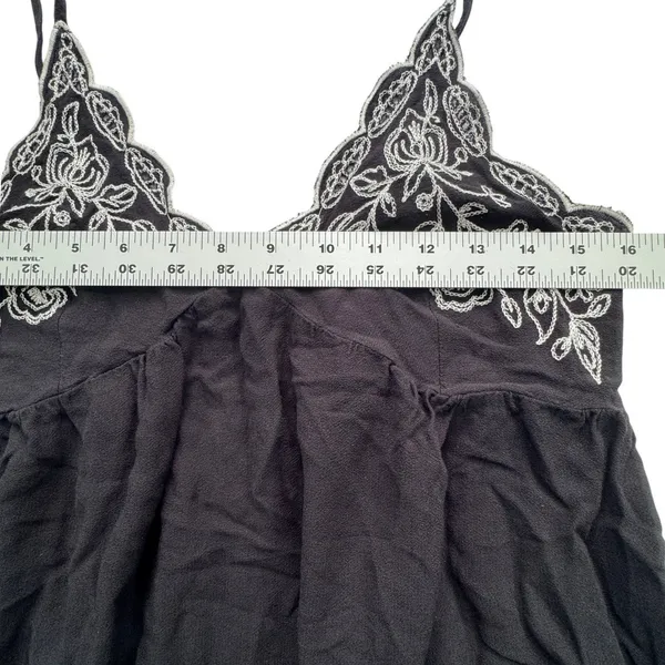 Love On A Hanger Black Floral Babydoll Cami Womens Large Embroidered Smocked Top - Image 7