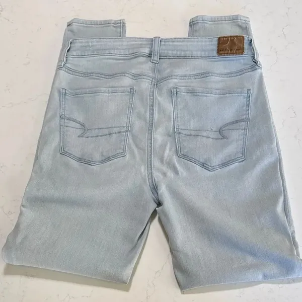 American Eagle Light Blue Women's Jeans. High rise Jeggings. Stretchy. Size 8 - Image 5