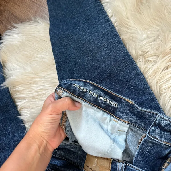 AMERICAN EAGLE Highest Rise Jegging - Image 4