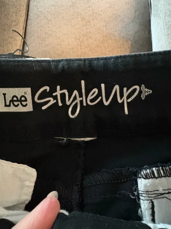 Lee style up black size large jeggings - Image 5