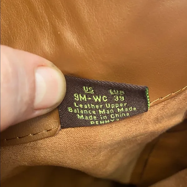 Sam Edelman Brown Leather Interior - Image 10