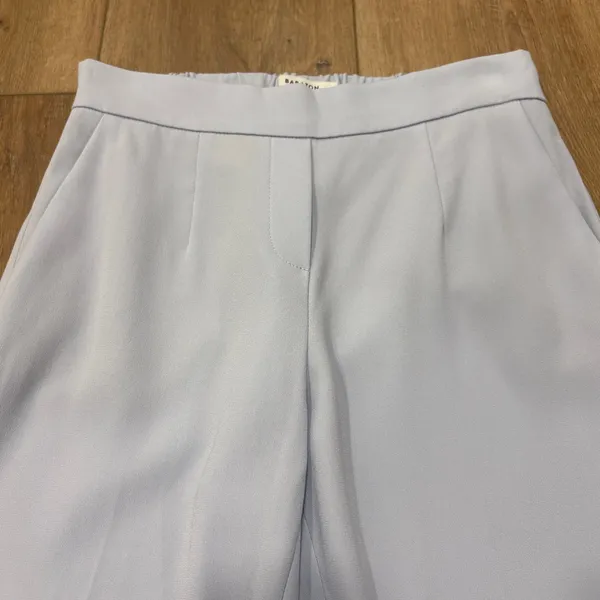 🌟Babaton🌟 Aritzia Conan Crepe Pull On Crop Trouser Pale Blue Sz 0 - Image 4