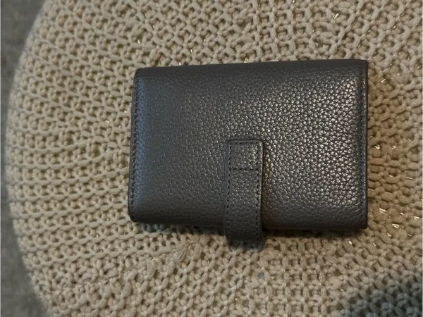 Authentic YSL Gray Pebbled Leather Key Holder with Silver Hardware - Image 8