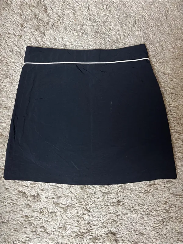 Patagonia Black Mini Skirt with White Trim - Image 7