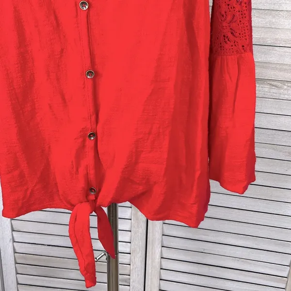KNOX ROSE Tie Bottom Blouse w Lace Trim and Bell Sleeves Red-XL - Image 3