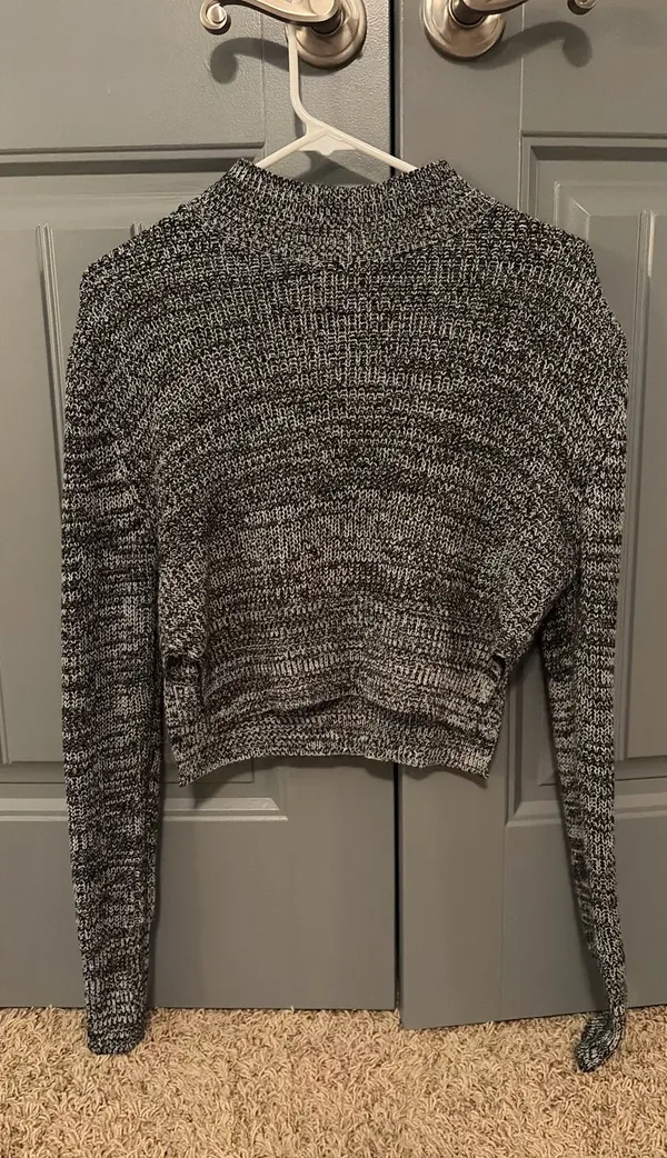 Sweater - Image 2