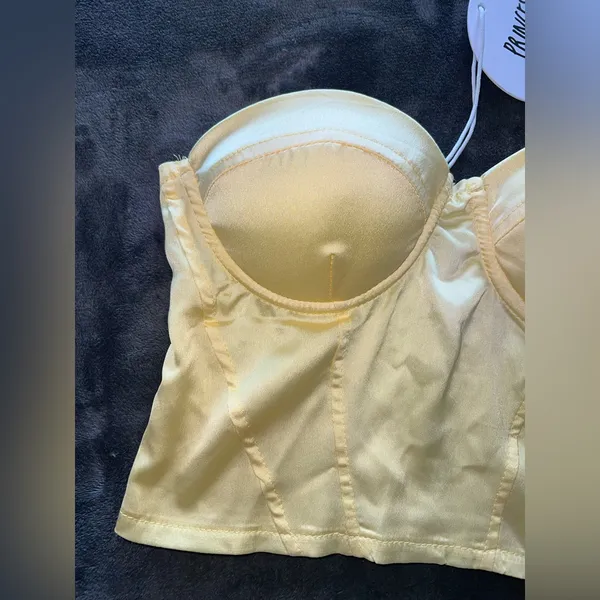 Princess Polly Koko Bustier in Lemon Size 2 New with tag - Image 12