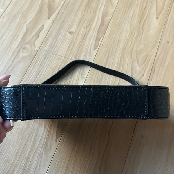 snake skin faux purse - Image 3