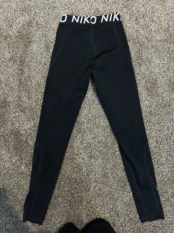 Nike Pro Leggings - Image 2