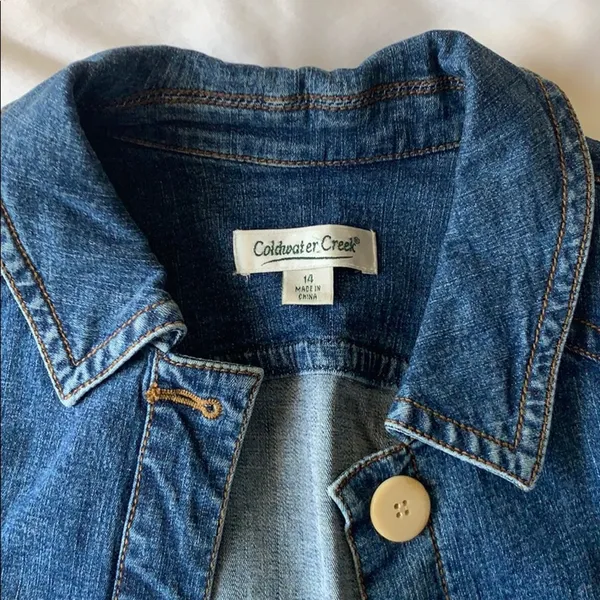 Coldwater Creek jean jacket - Image 4