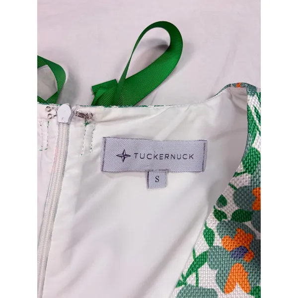 Tuckernuck white green floral dress. V neck shift. Size S. sundress, easter - Image 2