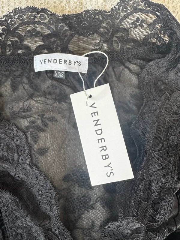 Venderby’s black lace long sleeve Size XS - Image 3