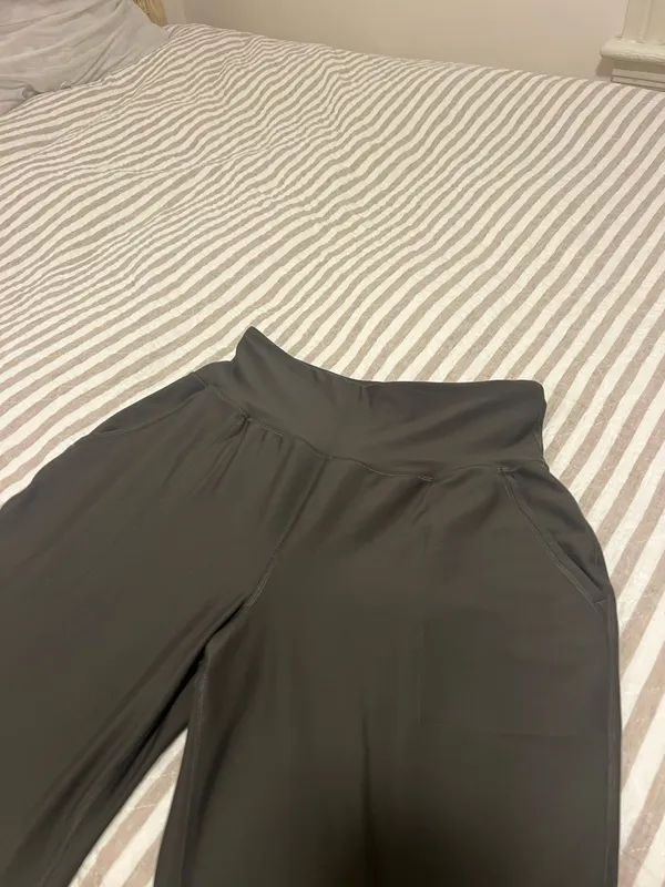 Old Navy Active Powersoft High-Rise Go-Dry Joggers - Image 2