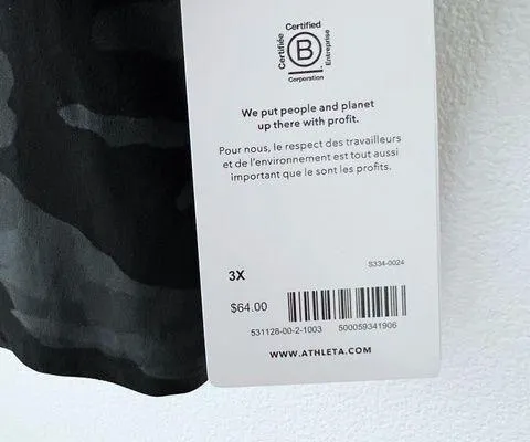 Athleta Conscious Crop Sports Bra - Image 6