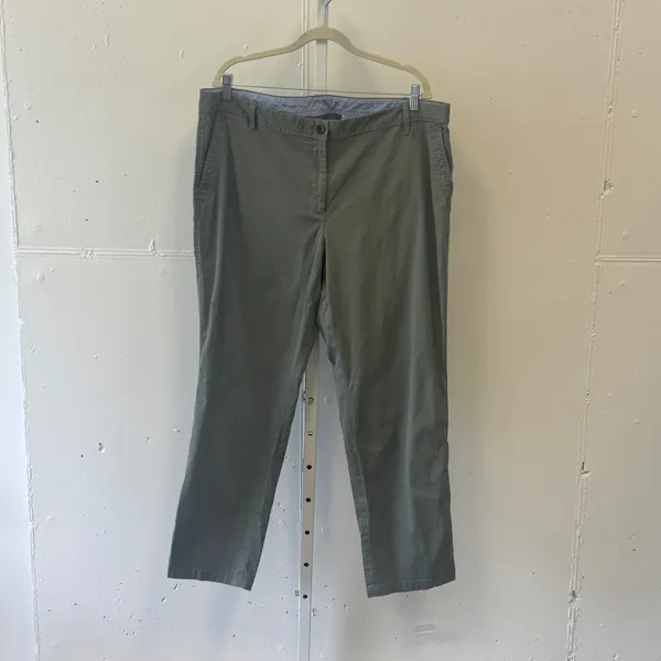 Talbots Relaxed Chino Pants Women's 16W Olive Green Straight‎ Leg Cotton Blend - Image 2