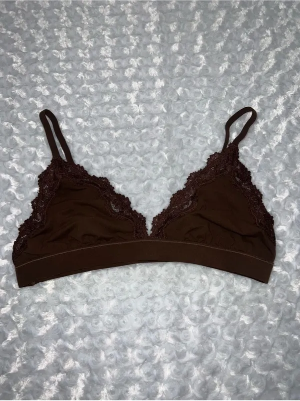 SKIMS Fits Everybody Lace Trim Triangle Bralette in Cocoa Brown. Size XL - Image 3