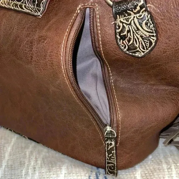 Western Shoulder Bag with Fringe Brown - Image 3