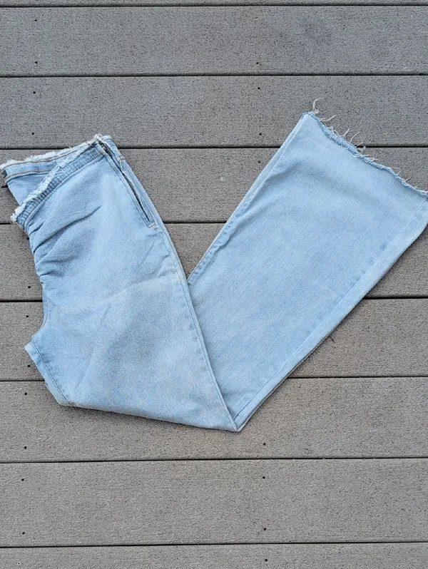 Wild Fable Low Rise Flare Jeans - Image 10