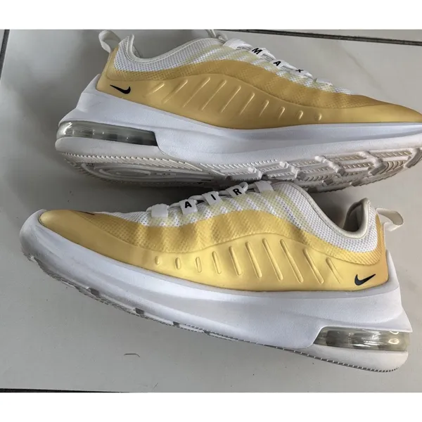 Nike Air Max Axis AA2168-103 Women’s 8.5 White Black Gold Sneakers - Image 10