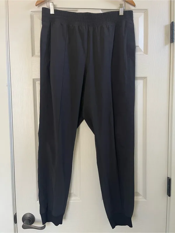 Women’s Lululemon Wander Jogger Sweatpants Black Size 12 - Image 6