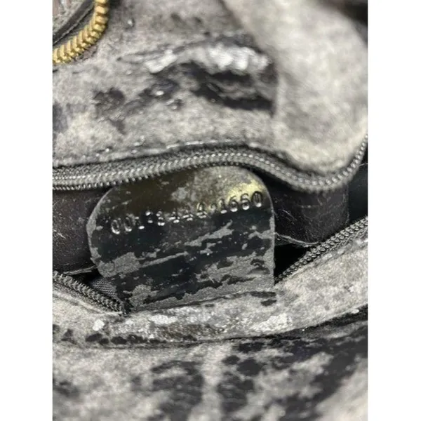 GUCCI Vintage Black Smooth Leather Shoulder Bag - Image 12