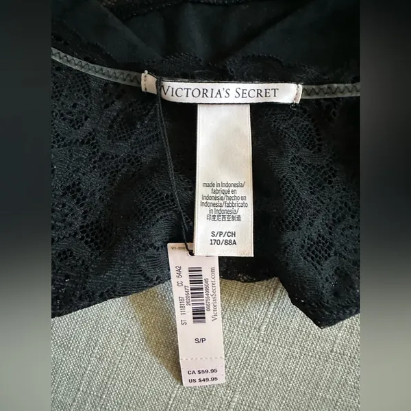 Victoria's Secret NWT black bralette/lace cami size Small - Image 2