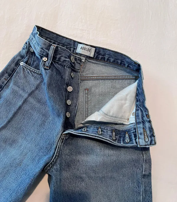 90’s Mid-Rise Jeans - Image 6