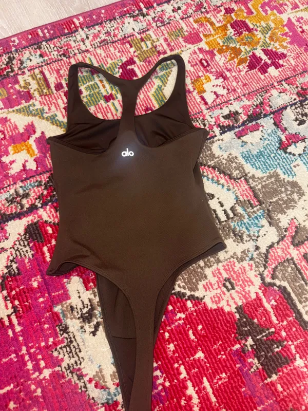 Alo Yoga Bodysuit Sleek Back - Image 5